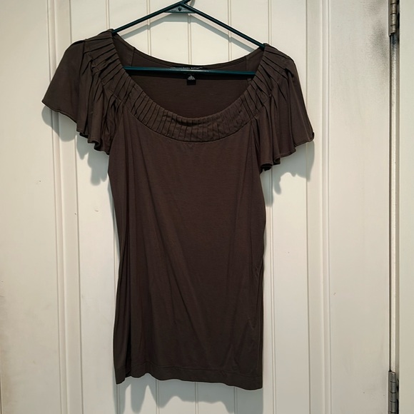 Banana Republic Tops - Banana Republic Flutter Sleeve Top